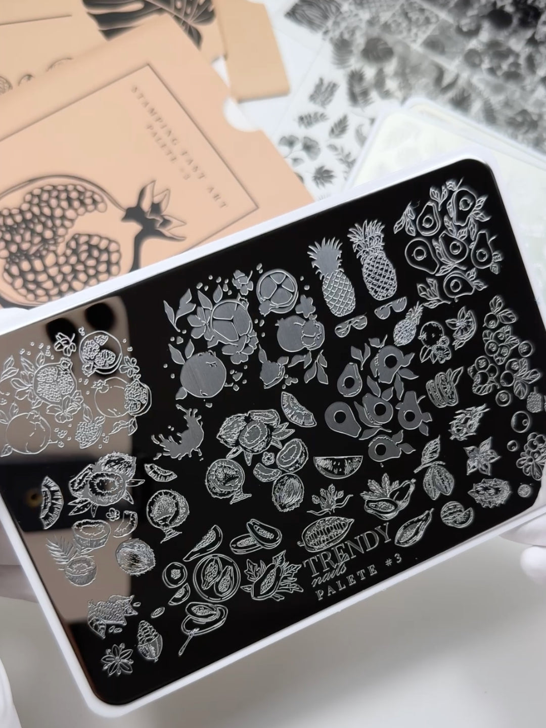 PIASTRA STAMPING N°3 FRUIT OBSESSION