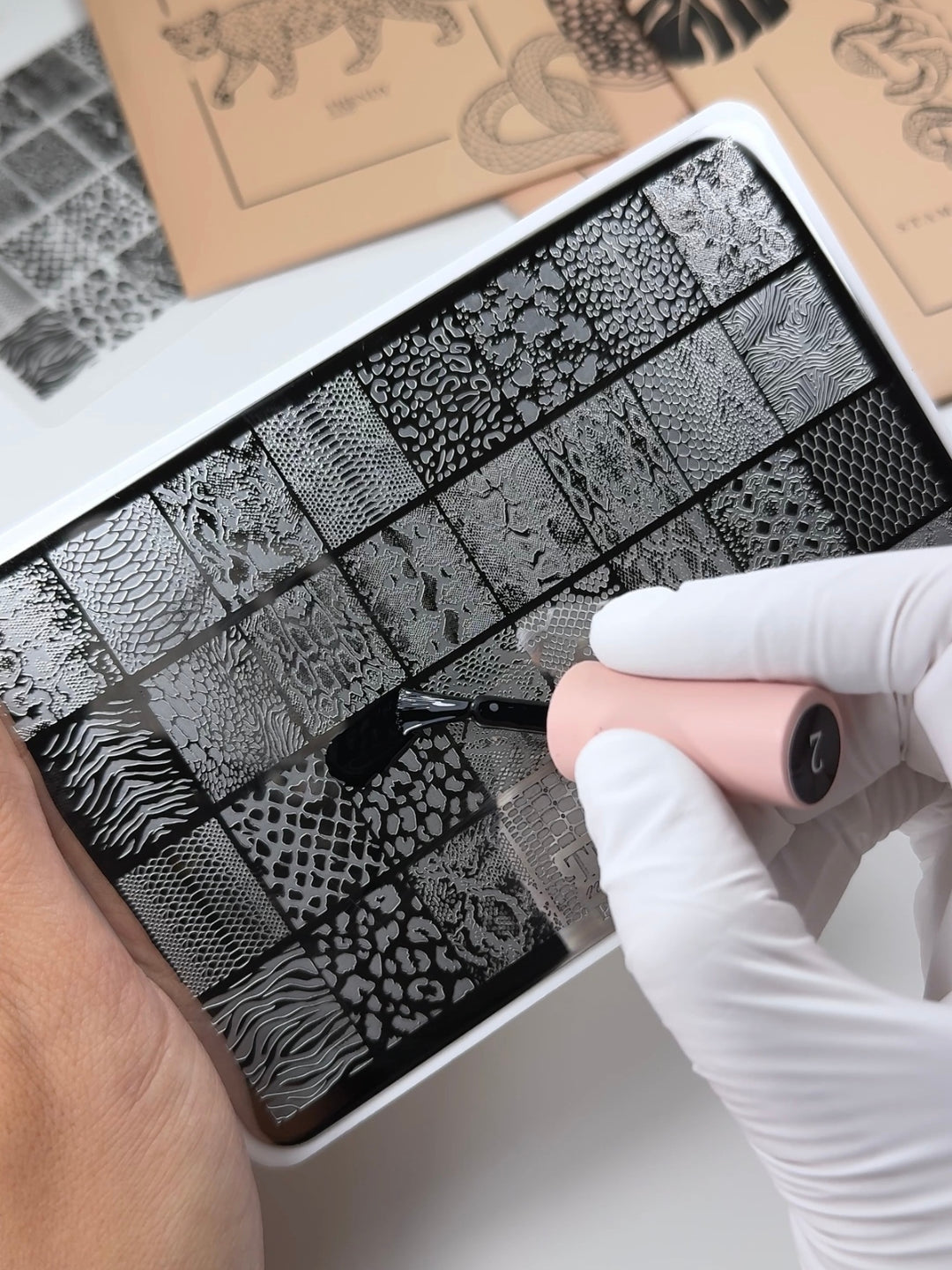 PIASTRA STAMPING N°1 ANIMALIER