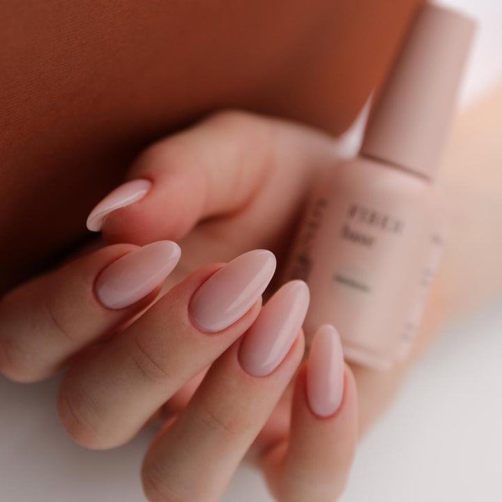 Fiber Base Anemone Trendy Nails base semipermanente autmodellante per ricostruzione unghie senza limatura. Massima adesione sulle unghie. Contiene Calcio e Vitamina E.