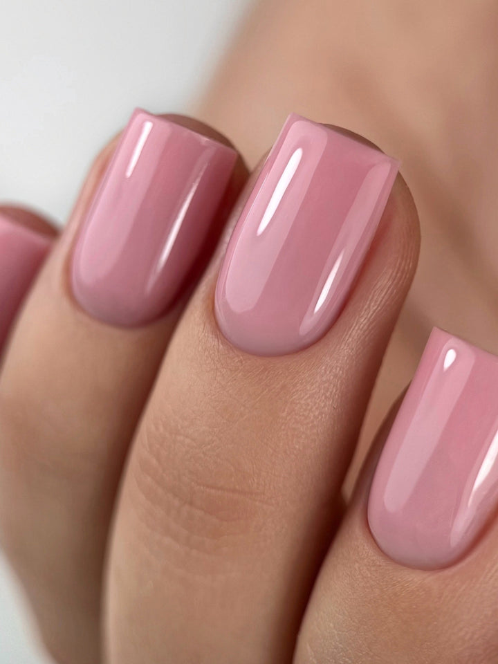 PRETTY BUILDER GEL IN A BOTTLE TPO&HEMA FREE