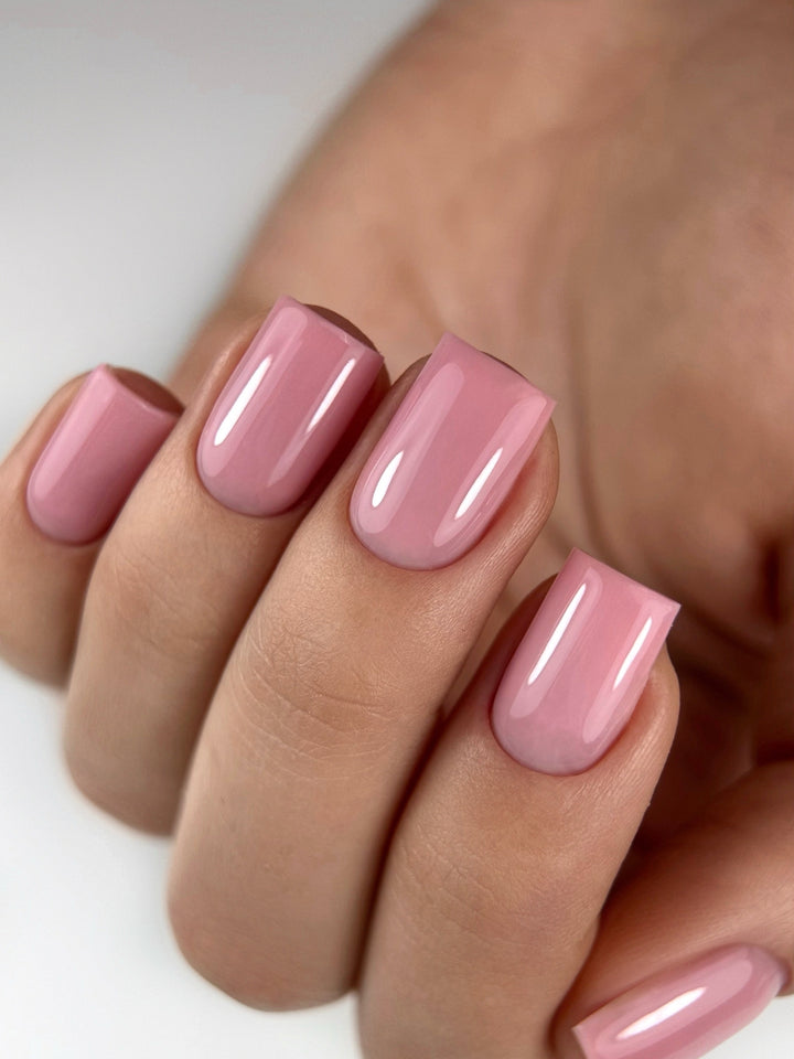 PRETTY BUILDER GEL IN A BOTTLE TPO&HEMA FREE