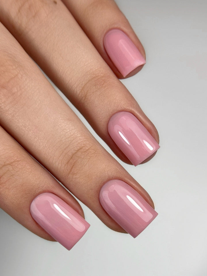 PRETTY BUILDER GEL IN A BOTTLE TPO&HEMA FREE